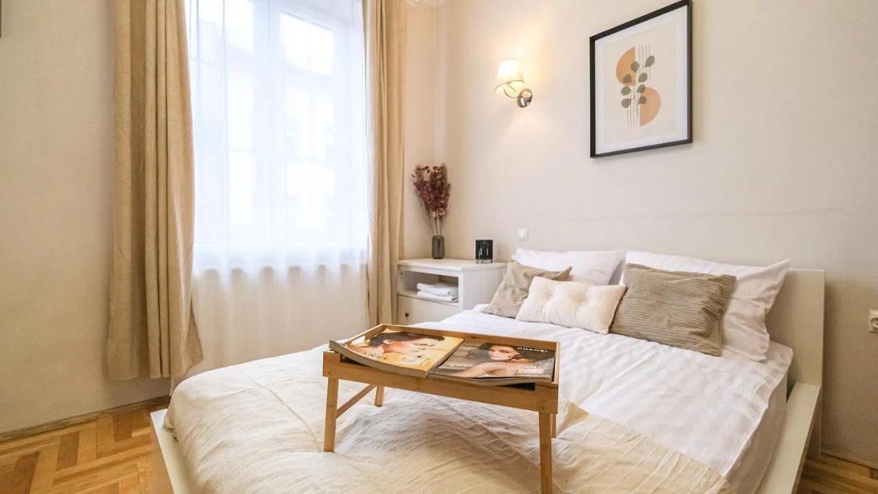Apart-hotel Central Station Apartments Cracóvia